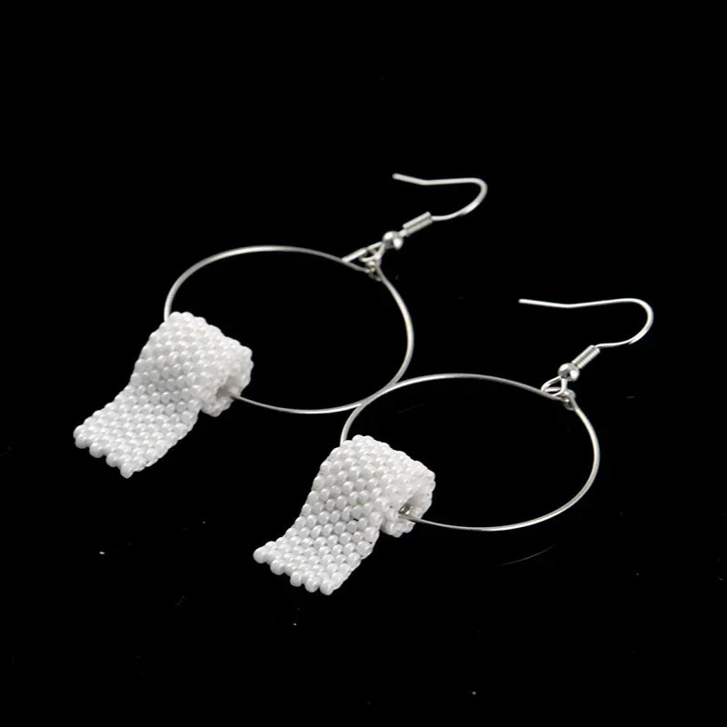1pair Funny Toilet Paper Simulated Pearl Drop Earrings Creative Roll Paper Towel Statement Earrings Woman Personality Jewelry